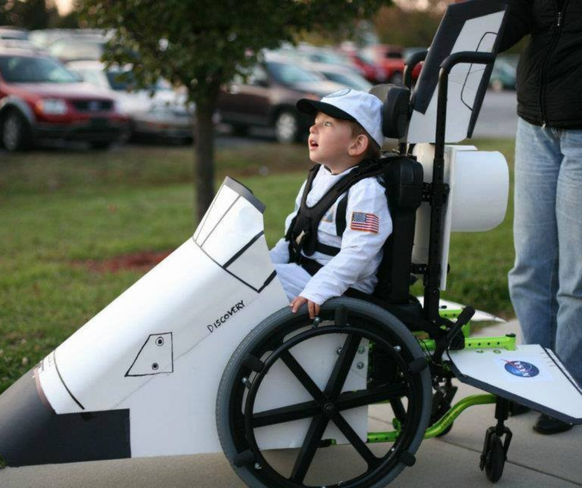 100 Halloween Costumes That Will Make You #LoveLife
